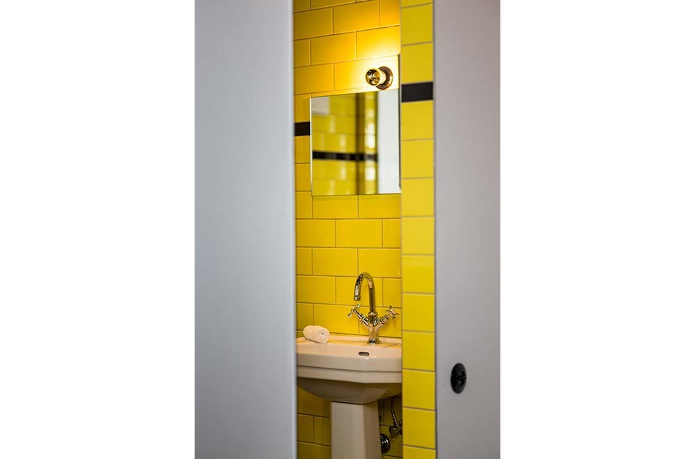 haus-zauberfloete-offenburg-hotel-zimmer1-stefan-strumbel-kleine-heimat-38